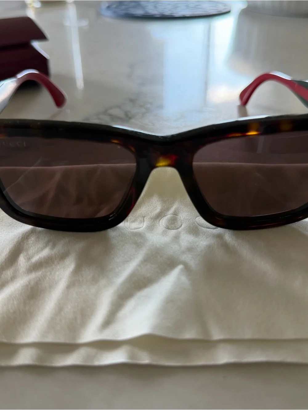 Gucci Tortoiseshell Frame Sunglasses with Brown Lenses and Berry Case